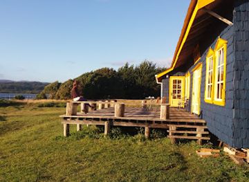 chile/chiloe-archipelago/restaurant/cafe-del-lago-huillinco