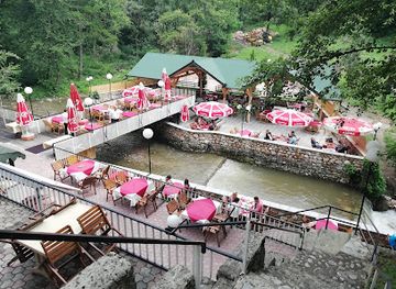 kosovo/sharri-mountains/restaurant/restaurant-marlboro