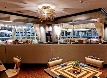 california/costa-mesa/restaurant/silver-trumpet-restaurant-and-bar