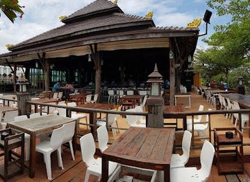 thailand/samut-prakan/restaurant/rabiang-thale-restaurant