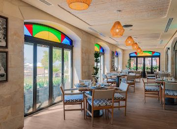 jordan/mujib-nature-reserve/restaurant/oak-tree-kitchen