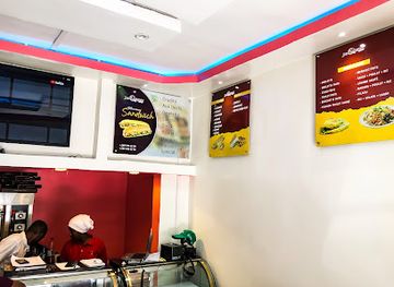 comoros/moroni/restaurant/qamar-restaurant