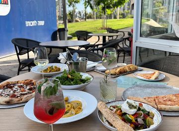 israel/holon/restaurant/mezzo