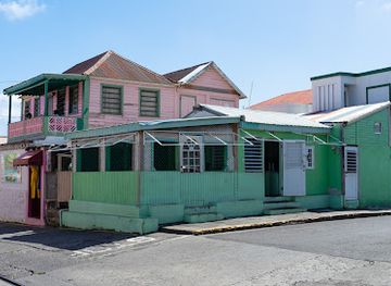saint-kitts-and-nevis/basseterre/restaurant/central-eatery