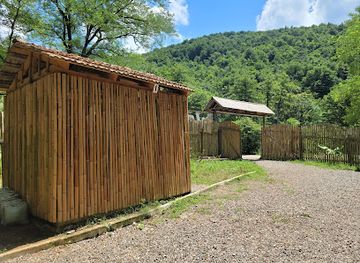 georgia/racha-lechkhumi-and-kvemo-svaneti/restaurant/bambooki