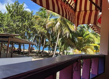 saint-vincent-and-the-grenadines/canouan/restaurant/petra-s