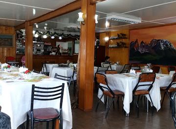 chile/puerto-natales/restaurant/restaurant-la-burbuja