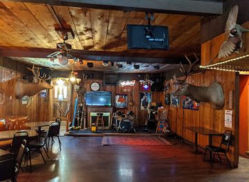 washington/mount-st-helens-national-volcanic-monument/restaurant/big-bottom-roadhouse