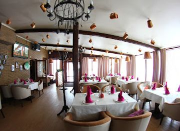 ukraine/bukovina/restaurant/wood-food