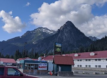 washington/snoqualmie-pass/restaurant/red-mountain-coffee