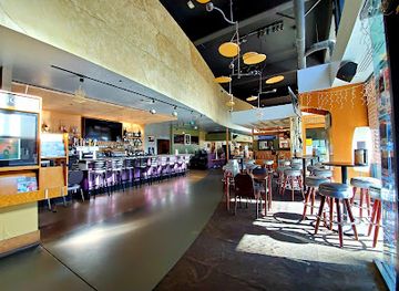 california/oakland/restaurant/yoshi-s