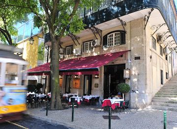 portugal/lisbon/chiado/restaurant/cafe-no-chiado