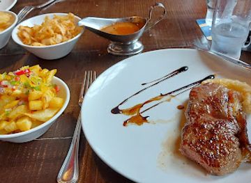 united-kingdom/derry/restaurant/daly-s-bar-bistro