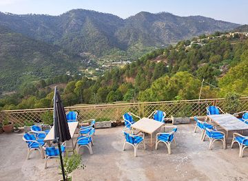 pakistan/ayubia-national-park/restaurant/isloo-grill