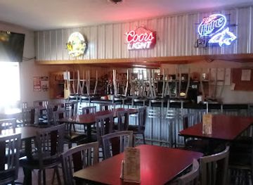 montana/yellowstone-national-park/restaurant/yellowstone-river-inn