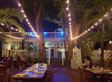 florida/key-west/restaurant/first-flight-island-restaurant-brewery