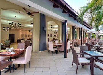zambia/livingstone/restaurant/livingstone-restaurant