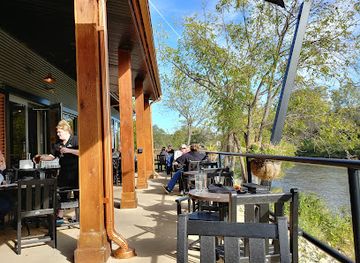 wisconsin/devil-s-lake-state-park/restaurant/driftless-glen-distillery