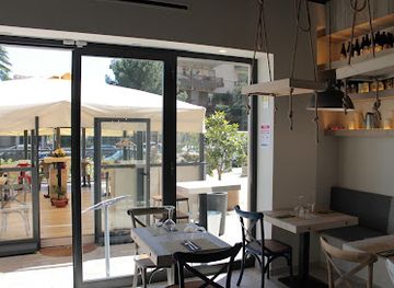 italy/bari/restaurant/gola-caffe-bistrot