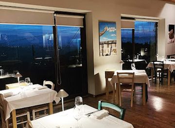 italy/roero/restaurant/osteria-il-cortile