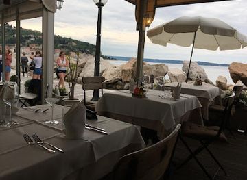 slovenia/piran/restaurant/viva-d-o-o
