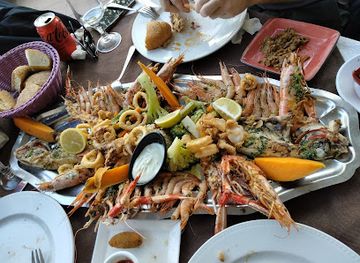 morocco/tetouan/restaurant/la-dorada