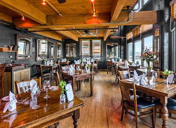 washington/seattle/downtown-seattle/restaurant/maximilien-restaurant