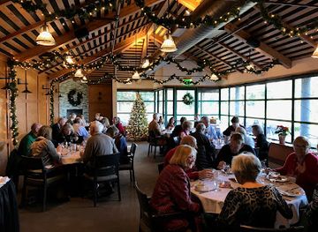 oregon/bend/restaurant/nineteen-at-awbrey-glen