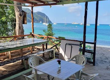 saint-vincent-and-the-grenadines/canouan/restaurant/sunn-dipp-in-paradise-bar-and-restaurant