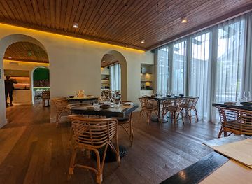 australia/australian-capital-territory/restaurant/lanterne-rooms