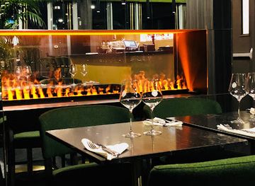 canada/ottawa-valley/restaurant/le-st-laurent