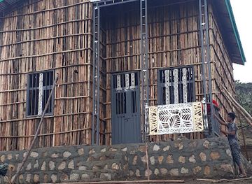 ethiopia/lalibela/restaurant/netsanet-traditional-food-hall