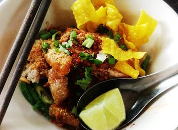 thailand/sukhothai/restaurant/mi-klang-krung