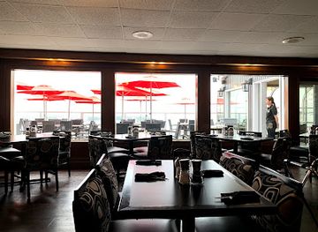 canada/fundy-national-park/restaurant/fundy-restaurant-dockside-suites