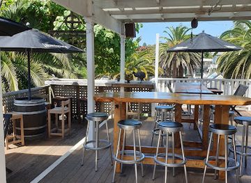 new-zealand/paihia/restaurant/twin-pines-manor