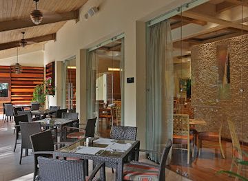 honduras/sula-valley/restaurant/restaurante-bambu