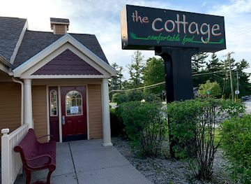 michigan/traverse-city/restaurant/the-cottage