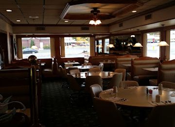 iowa/davenport/restaurant/the-family-restaurant