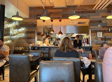 nevada/las-vegas/restaurant/esther-s-kitchen