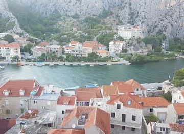 croatia/cetina-river-canyon/restaurant/pizzeria-antula