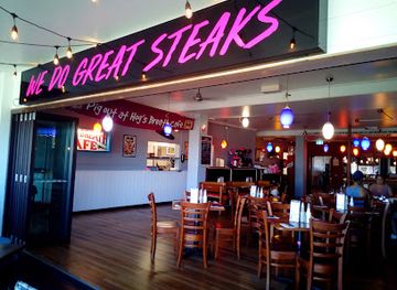 australia/airlie-beach/restaurant/hog-s-breath-cafe-airlie-beach