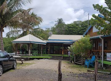 grenada/mt-qua-qua/restaurant/laura-s