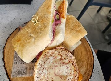 puerto-rico/yunque-national-forest/restaurant/panderri-bakery-restaurant-breakfast-lunch-dinner-brunch