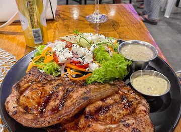 south-africa/east-london/restaurant/the-lookout-kitchen-grill