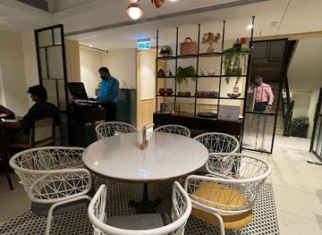 india/mumbai/juhu/restaurant/copper-chimney-best-indian-restaurant-in-juhu