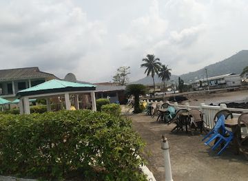 cameroon/tiko-beach/restaurant/limbe-mars-snack-bar