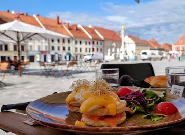 slovenia/maribor-pohorje/restaurant/nana-bistro-kavarna