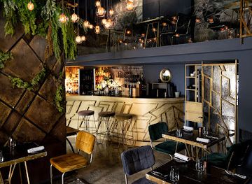 italy/naples/restaurant/opera-restaurant