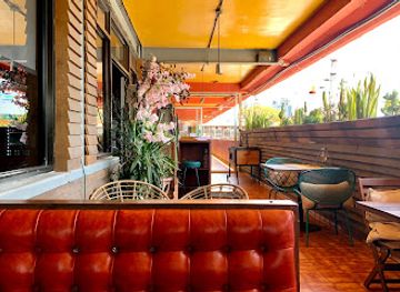 mexico/tijuana/zona-rio/restaurant/cuatro-etnias