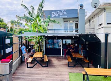 new-caledonia/baie-des-citrons/restaurant/wingsy